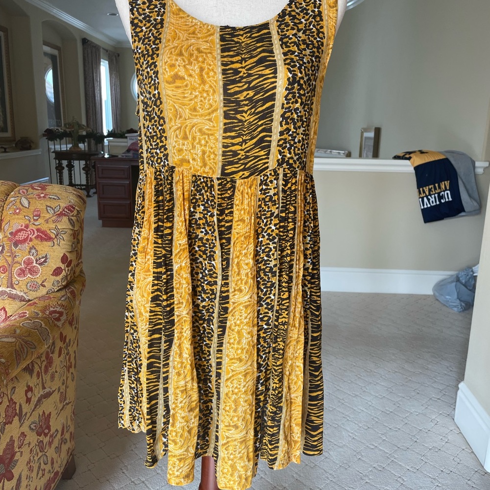 Darling MINKPINK sleeveless dress. Size small